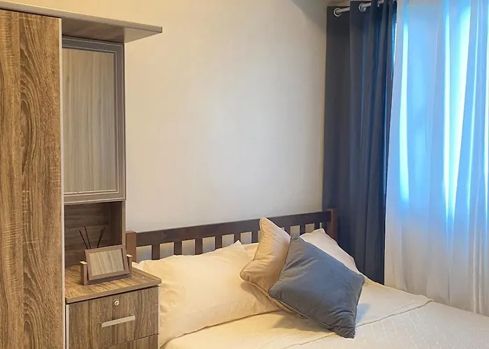 1br Cozy Minimalist Unit Near Moa Or Bay * Manila